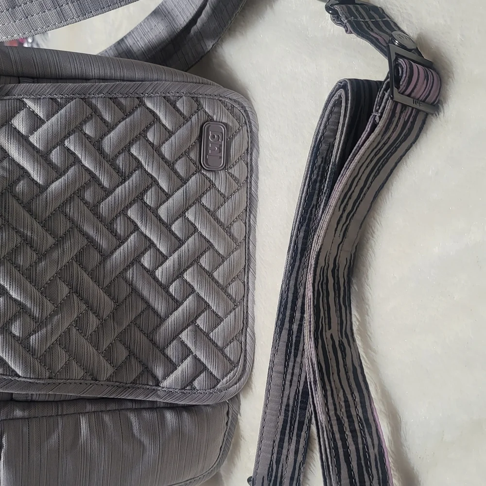 LUG CROSSBODY - Picture 11 of 12